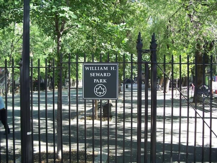 1830'S Historic Merchant House On The Park Les New York Extérieur photo